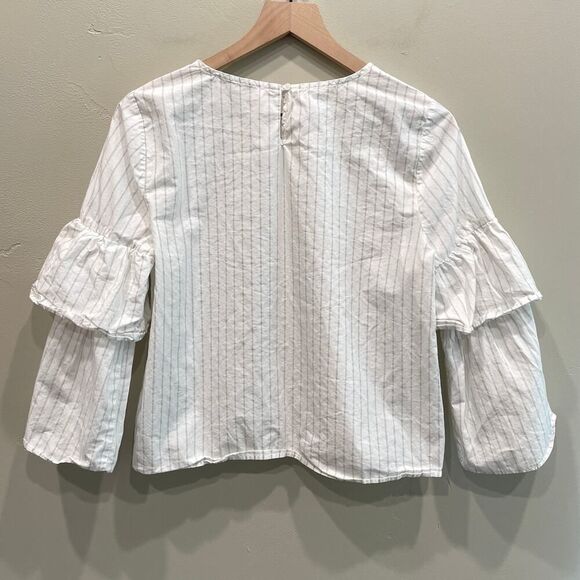 Madewell Pinstriped Ruffled White and Gray Top - Size: Medium - Picture 2 of 11